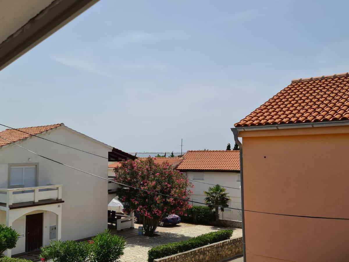 Apartments Tuka Near The Beach Vir Exterior photo